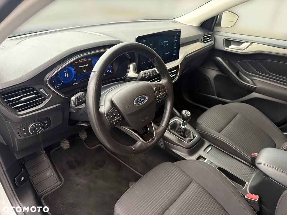 Ford Focus - 10