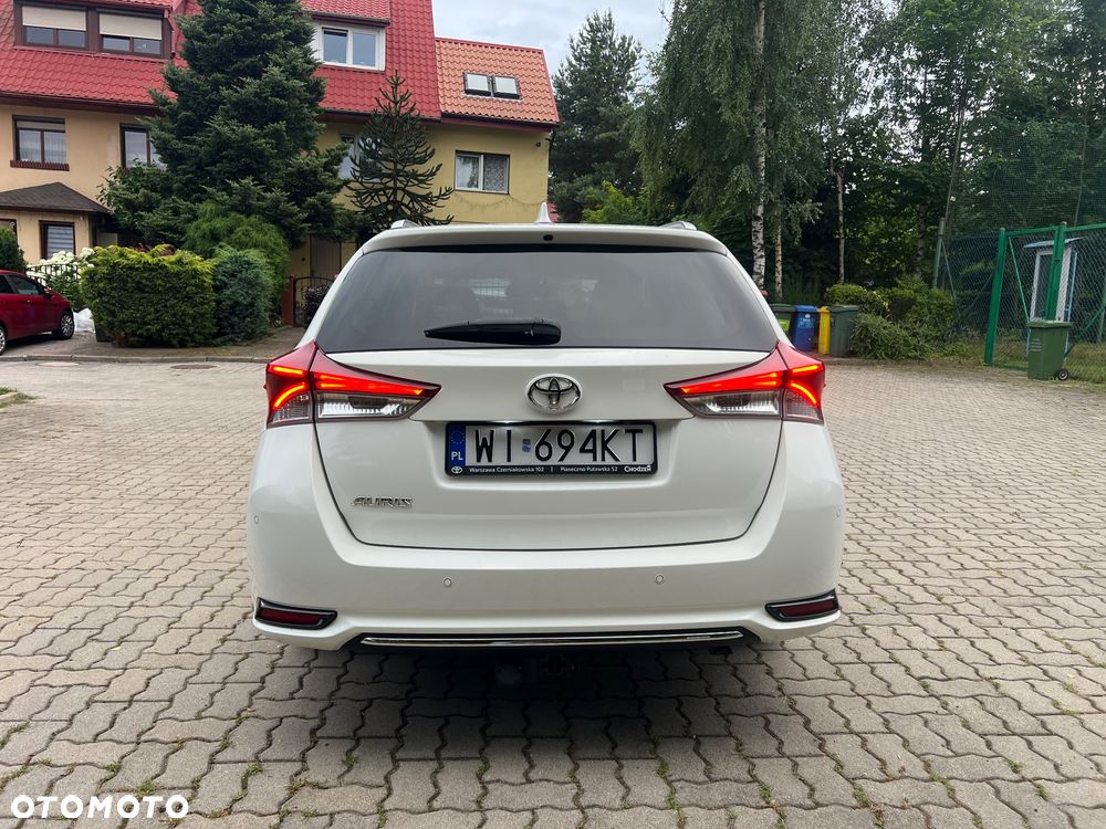 Toyota Auris 1.6 D-4D Dynamic - 5