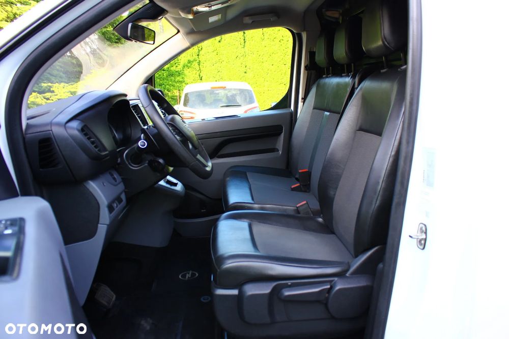 Opel VIVARO 2.0 CDTI LONG DŁUGI 3 OSOBOWY AUTOMAT 8 BIEGOWY NAVIGACJA KAMERA - 10