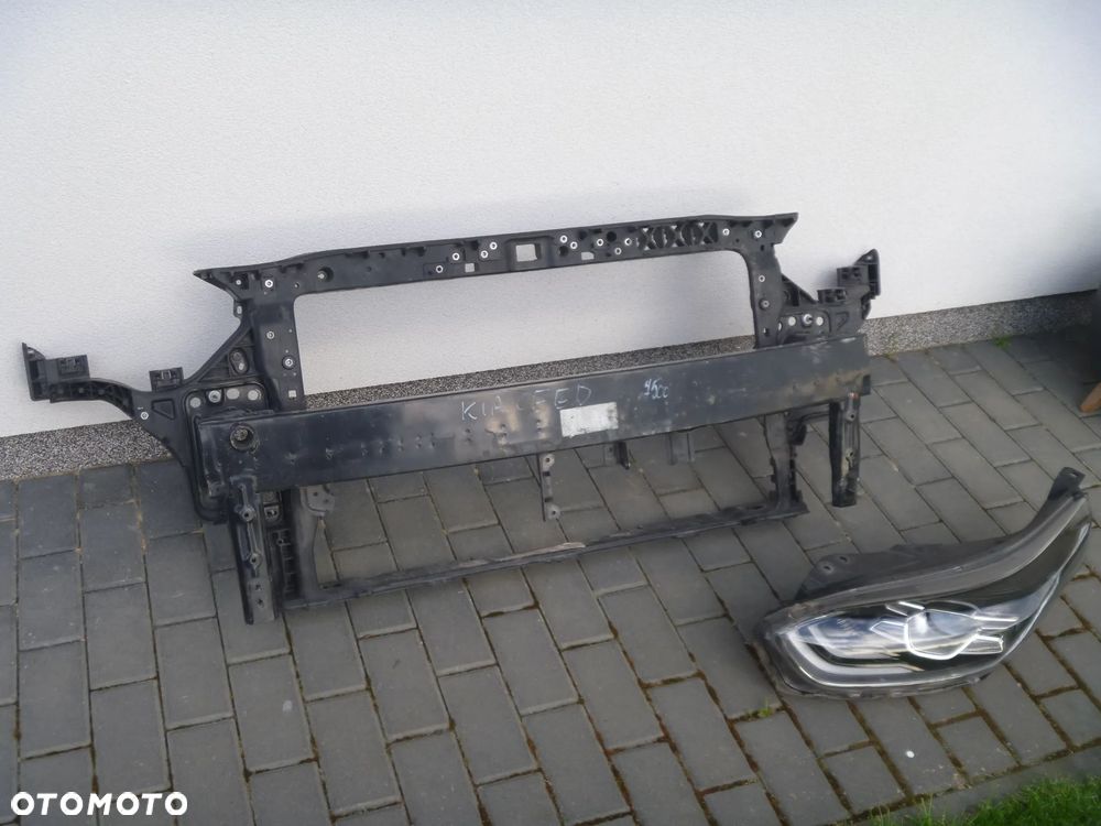 KIA CEED III HALOGEN LAWY KRATKA ORYGINAŁ 92201J7000 - 7