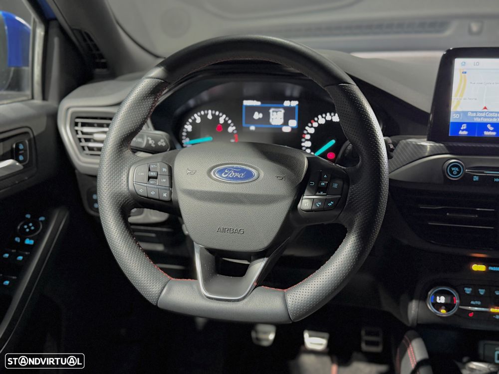 Ford Focus SW 1.0 EcoBoost ST-Line X - 34
