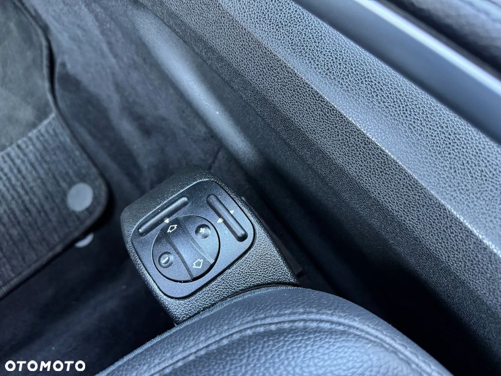 Mercedes-Benz ML 420 CDI 4Matic 7G-TRONIC DPF Edition 10 - 28