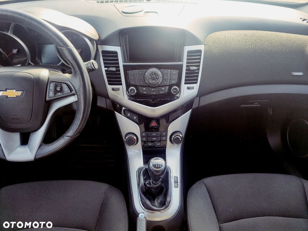 Chevrolet Cruze 1.4T LTZ - 24