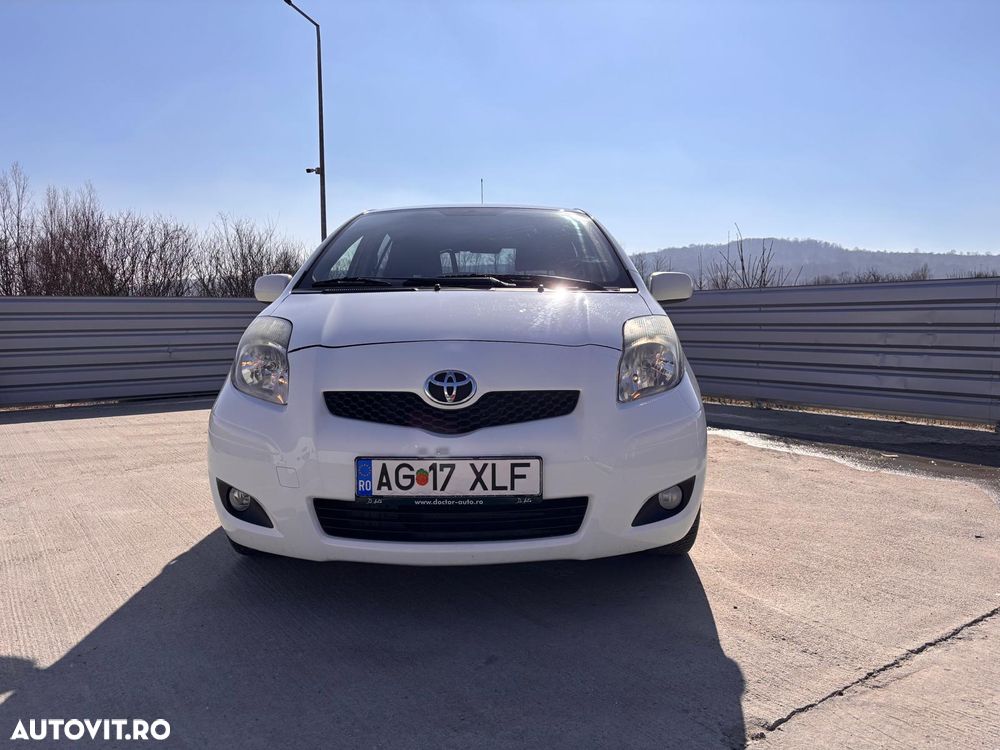 Toyota Yaris 1.33 VVT-i Sol - 3