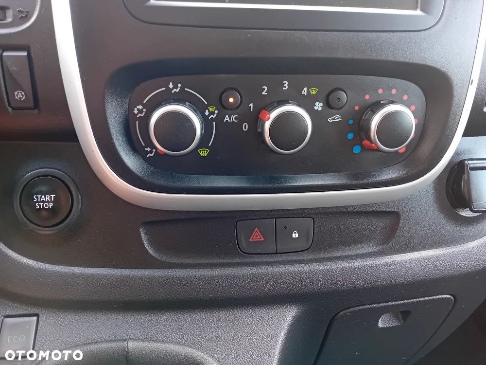Renault Trafic - 24
