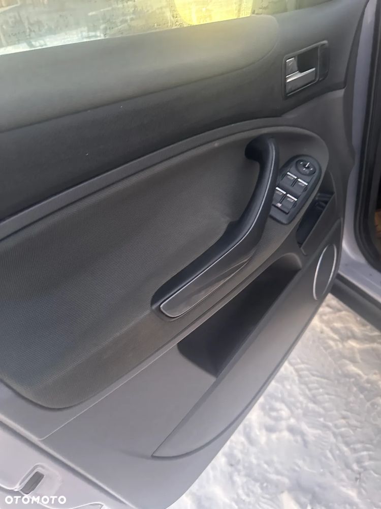 Ford Kuga 2.0 TDCi Trend MPS6 - 8