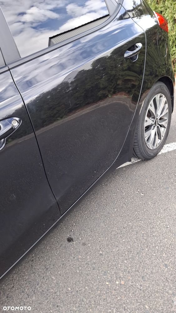 Kia Ceed 1.6 GDI L Business Line DCT - 6