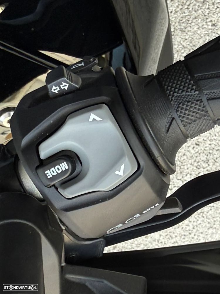 Suzuki DL V-STROM 800 SERVIÇO DESDE 120,50€ Mês - 9