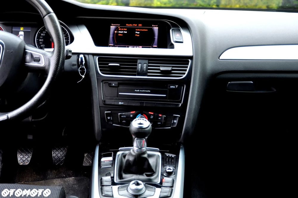 Audi A4 Avant 2.0 TDI DPF S line Sportpaket (plus) - 30