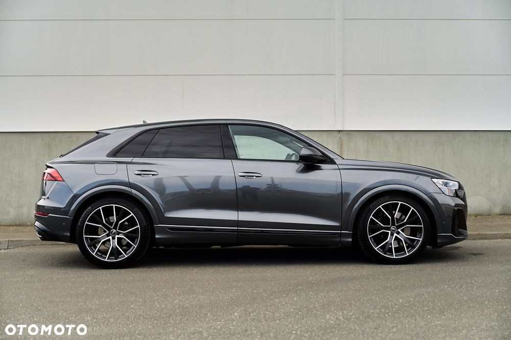 Audi SQ8 - 14