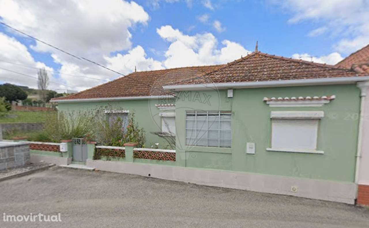 Moradia T4 para venda - Grande imagem: 2/3