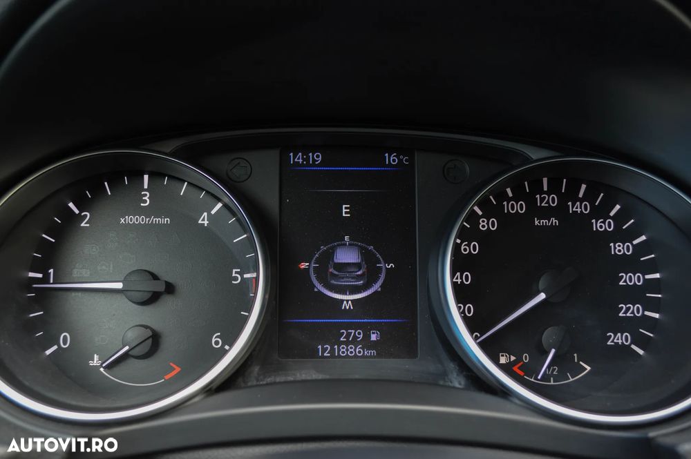 Nissan Qashqai 1.5D 114CP 2WD N-Connecta - 6