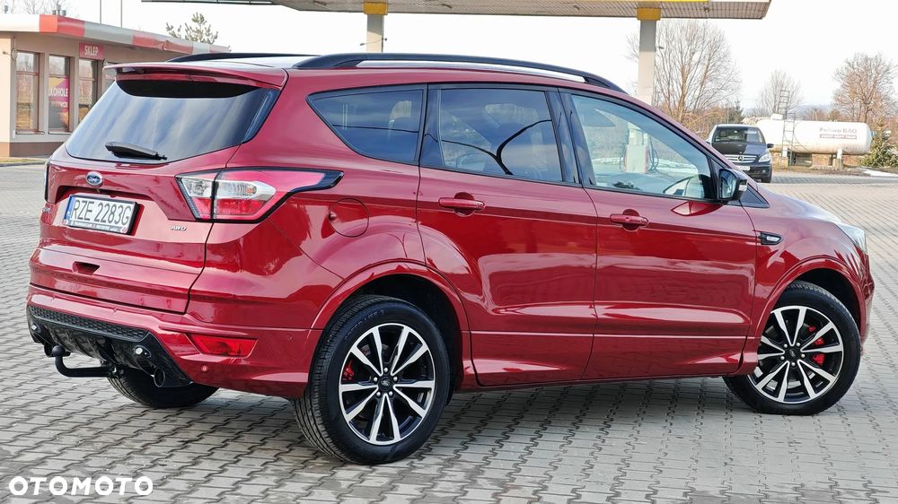 Ford Kuga 2.0 TDCi 4x4 ST-Line - 7