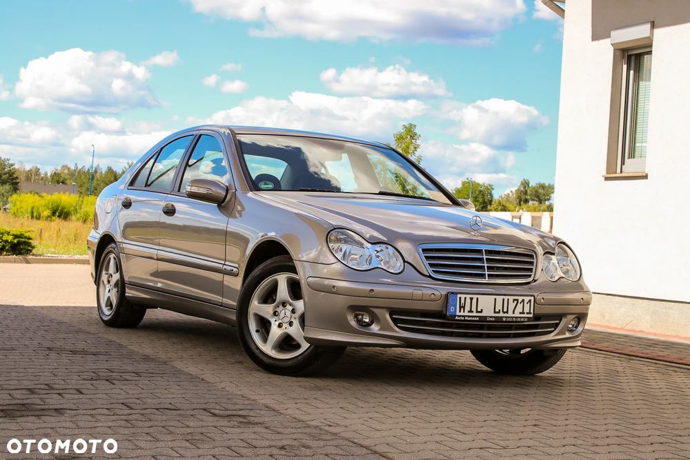Mercedes-Benz Klasa C 180 Kompressor Automatik Classic - 11