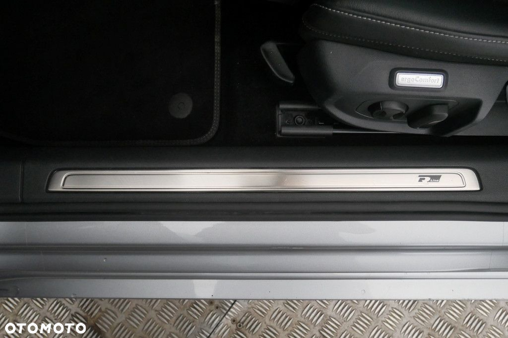 Volkswagen Arteon 2.0 TSI R-Line DSG - 39