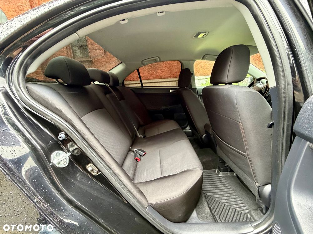 Mitsubishi Lancer 1.8 Inform - 38