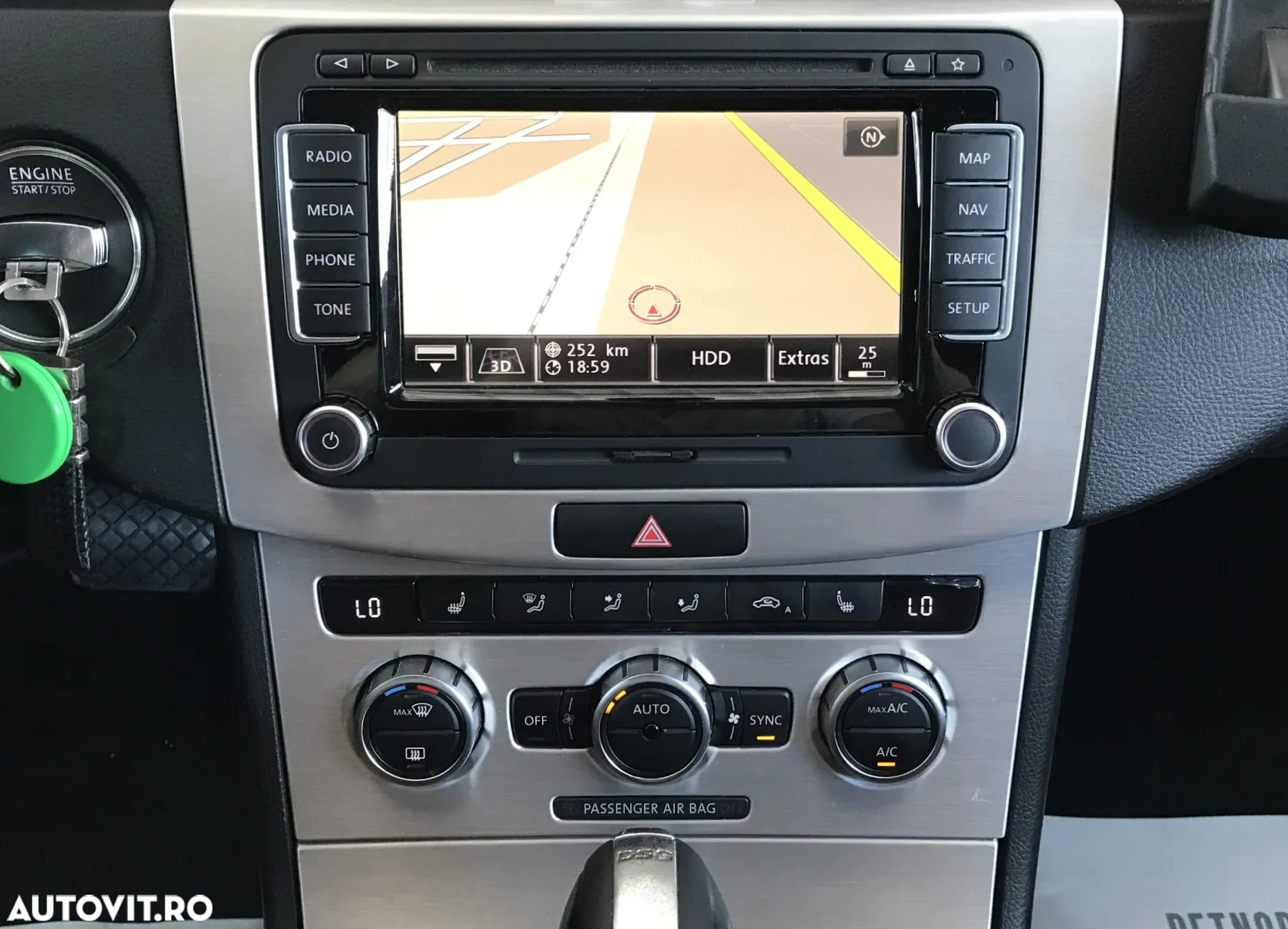 Volkswagen Passat 2.0 TDI DSG BlueMotion Technology Highline - 27