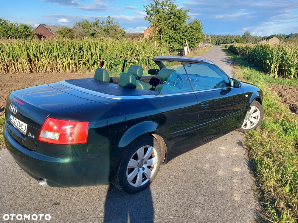 Audi A4 Cabrio 2.4 - 17