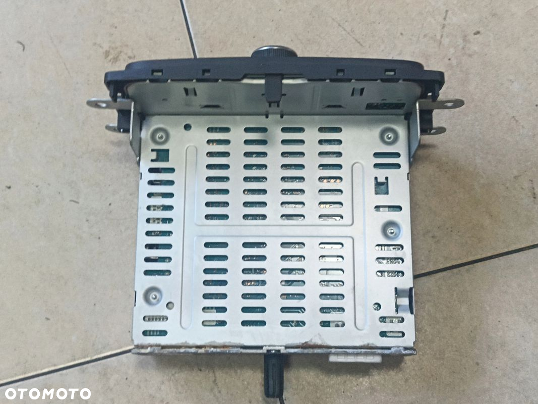 DACIA DOKKER CD RADIO BLUETOOTH - 3