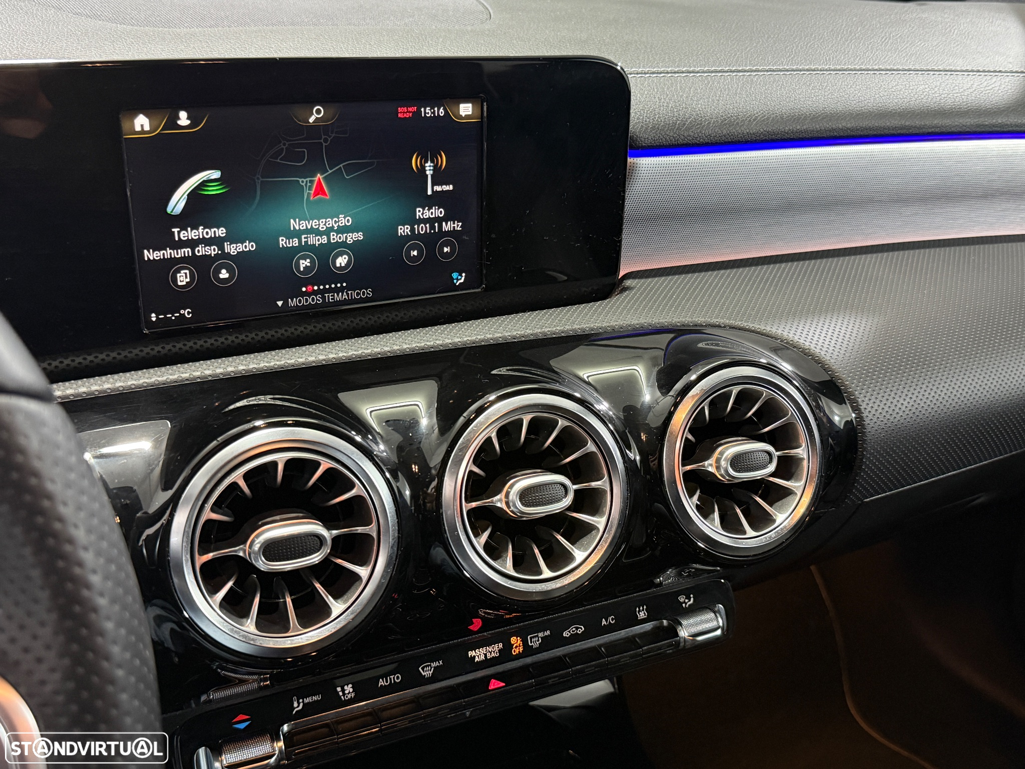 Mercedes-Benz A 250 e AMG Line - 28
