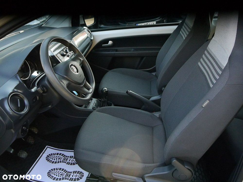 Volkswagen up! 1.0 White Style - 18