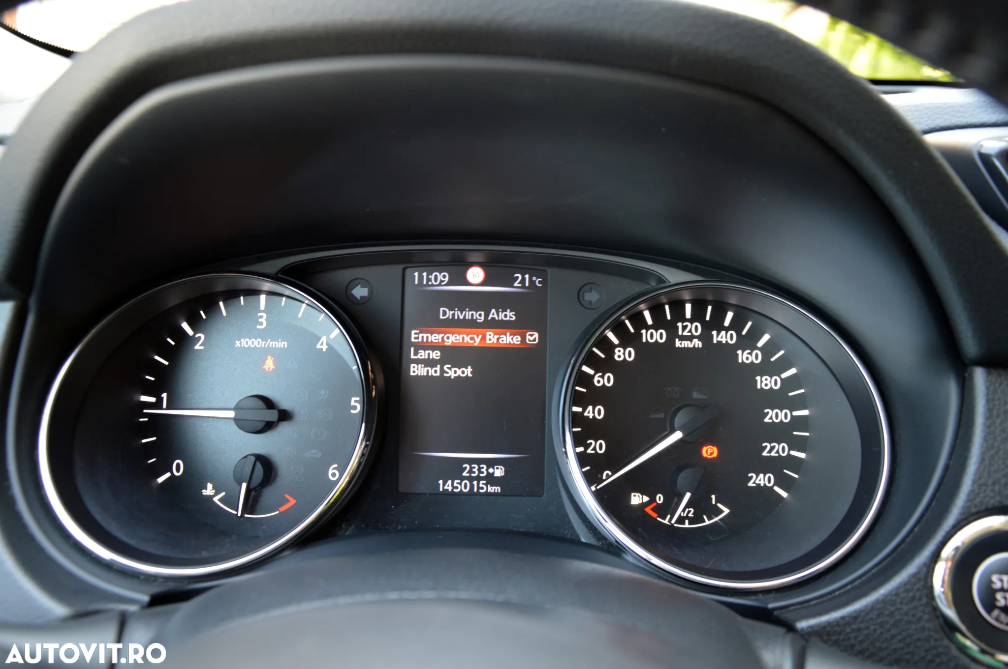 Nissan X-Trail 1.6 dCi Tekna - 27