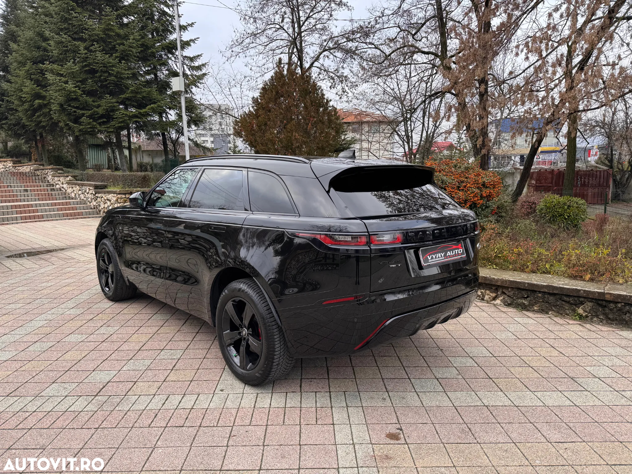 Land Rover Range Rover Velar 2.0 R-Dynamic HSE - 4