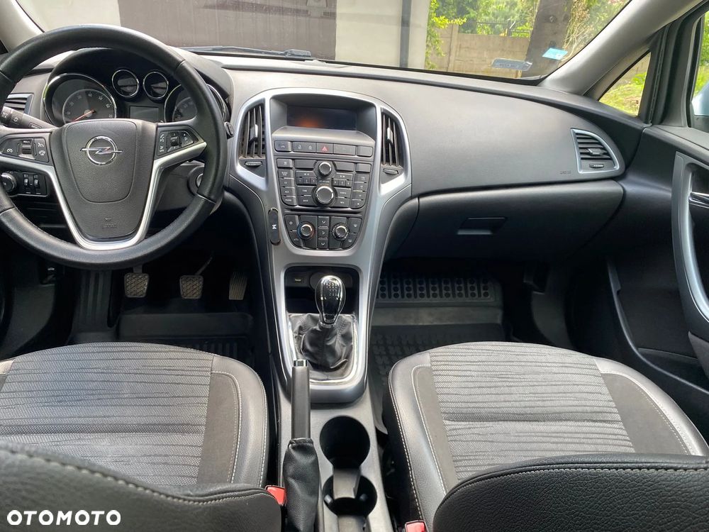 Opel Astra - 8