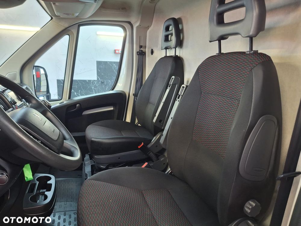 Peugeot Boxer 2020 Rok Furgon VAN L2H2 Kamera Cofania Nawigacja Fabryczna TomTom Światła LED Klimatyzacja Automatyczna Tempomat Niski Przebieg - 18