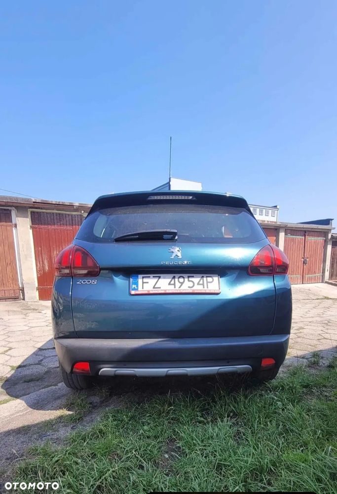 Peugeot 2008 - 4