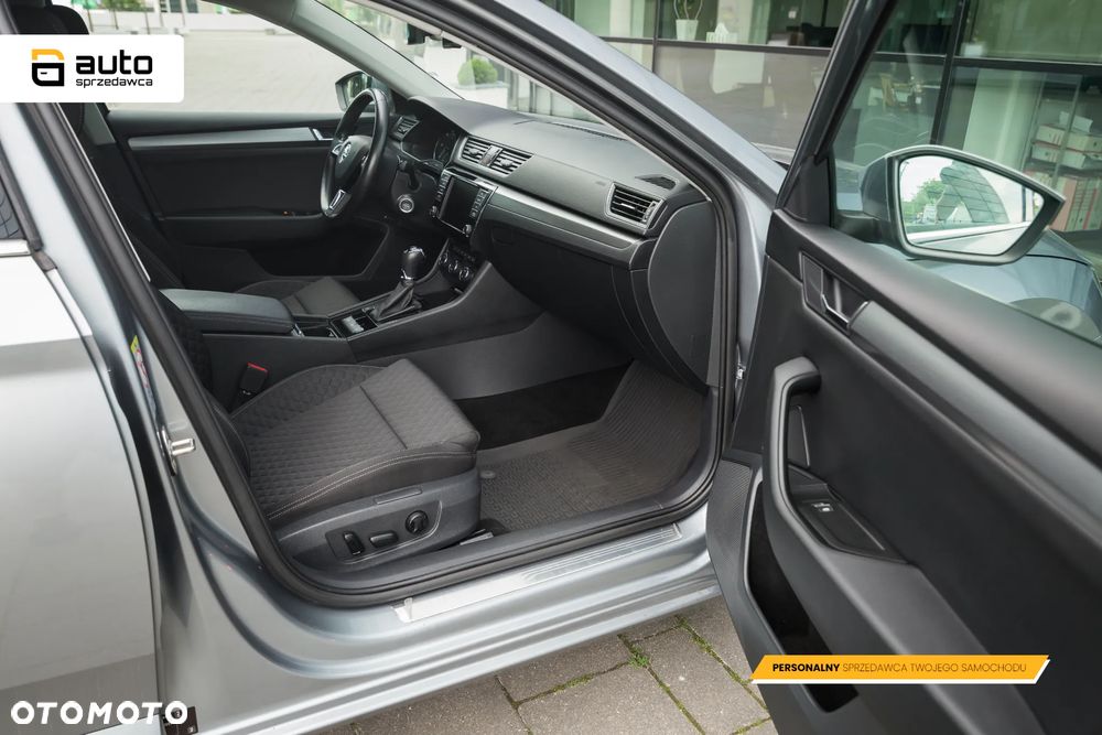 Skoda Superb 2.0 TDI Style DSG - 25