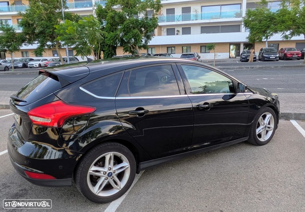 Ford Focus 1.5 TDCi Titanium - 10