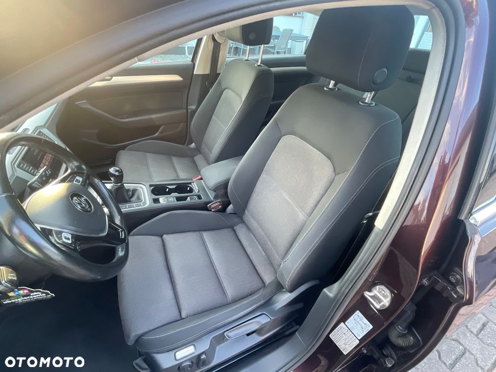 Volkswagen Passat 2.0 TDI SCR Highline - 7