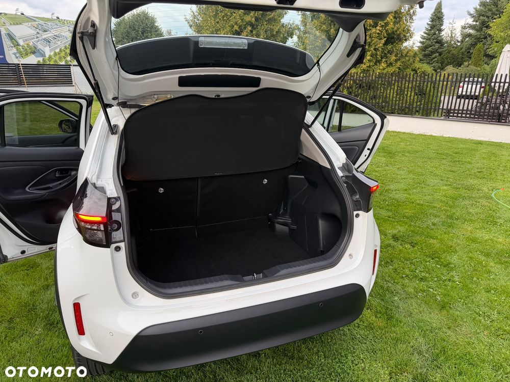 Toyota Yaris Cross - 24