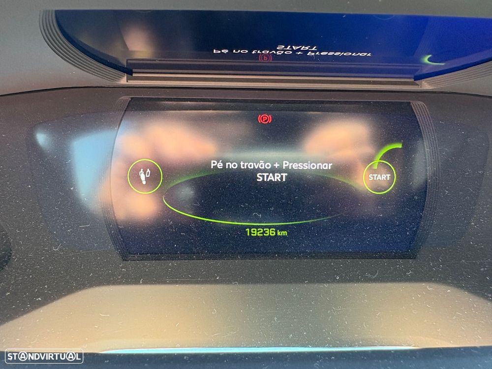 Peugeot 208 1.2 PureTech GT Line EAT8 - 8