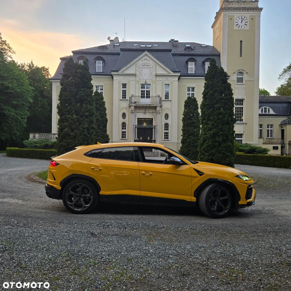Lamborghini Urus - 4