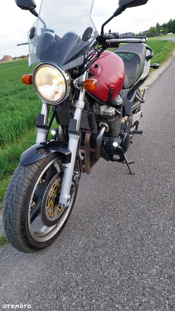 Kawasaki ZR - 7