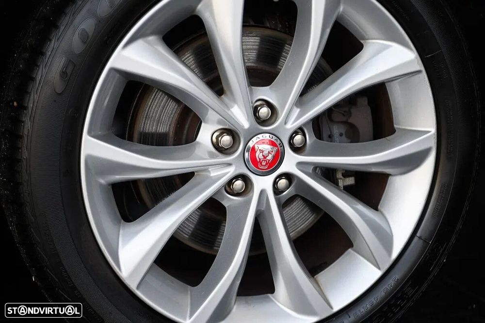 Jaguar XF 2.0 D R-Sport Aut. - 17