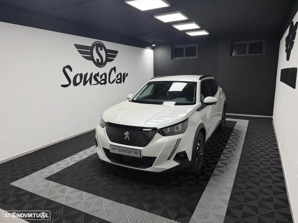 Peugeot 2008 1.2 PureTech Allure - 2