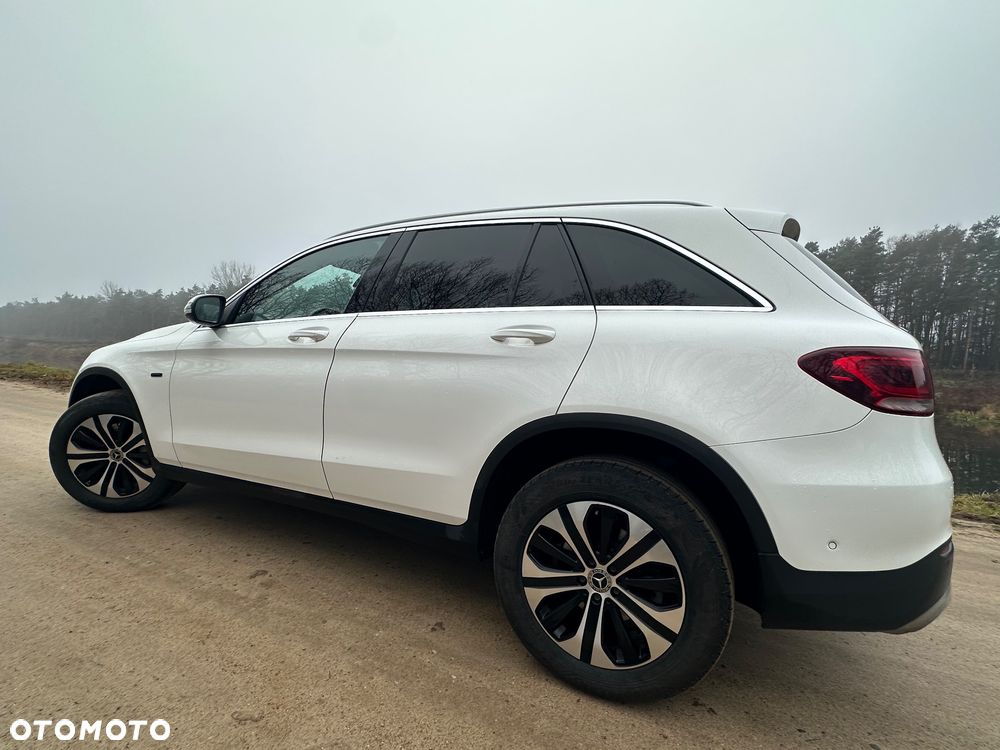 Mercedes-Benz GLC 300 de 4Matic 9G-TRONIC - 10