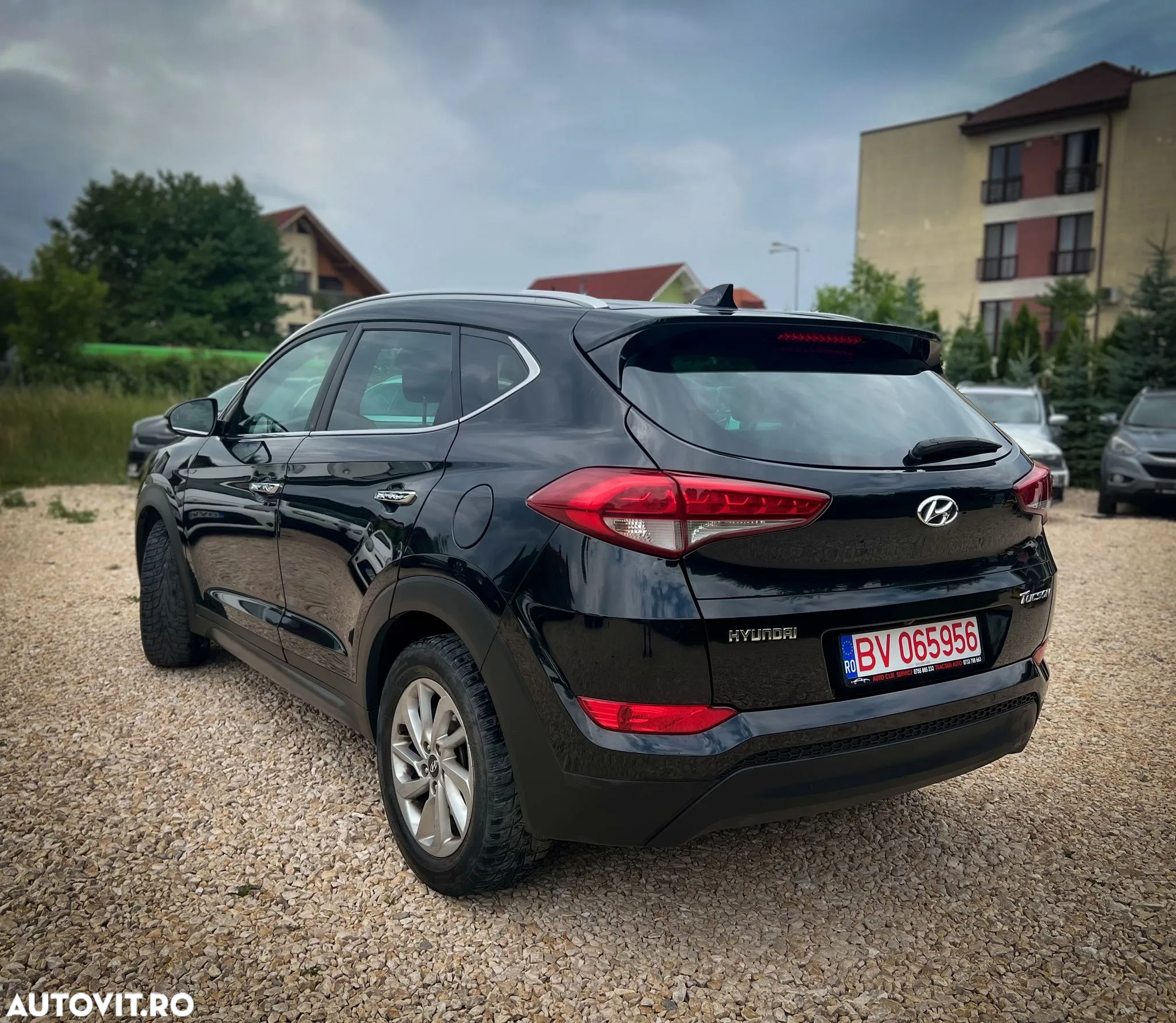 Hyundai Tucson blue 1.7 CRDi 2WD DCT Premium - 6