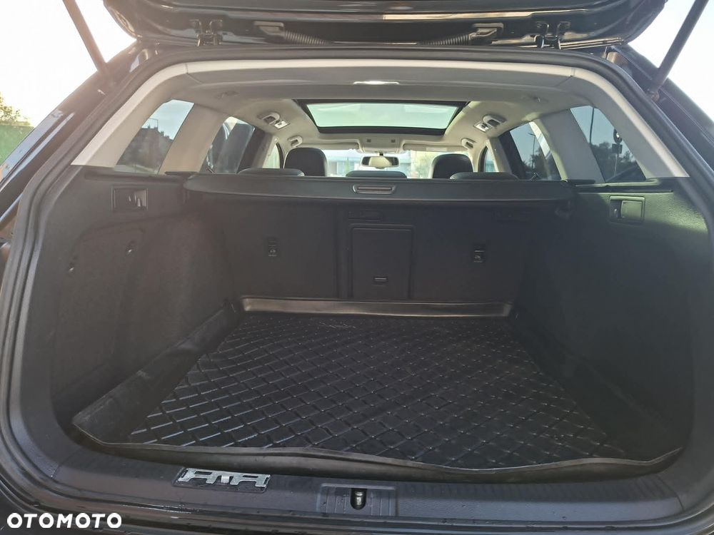 Volkswagen Golf 2.0 BlueTDI DSG Highline - 14