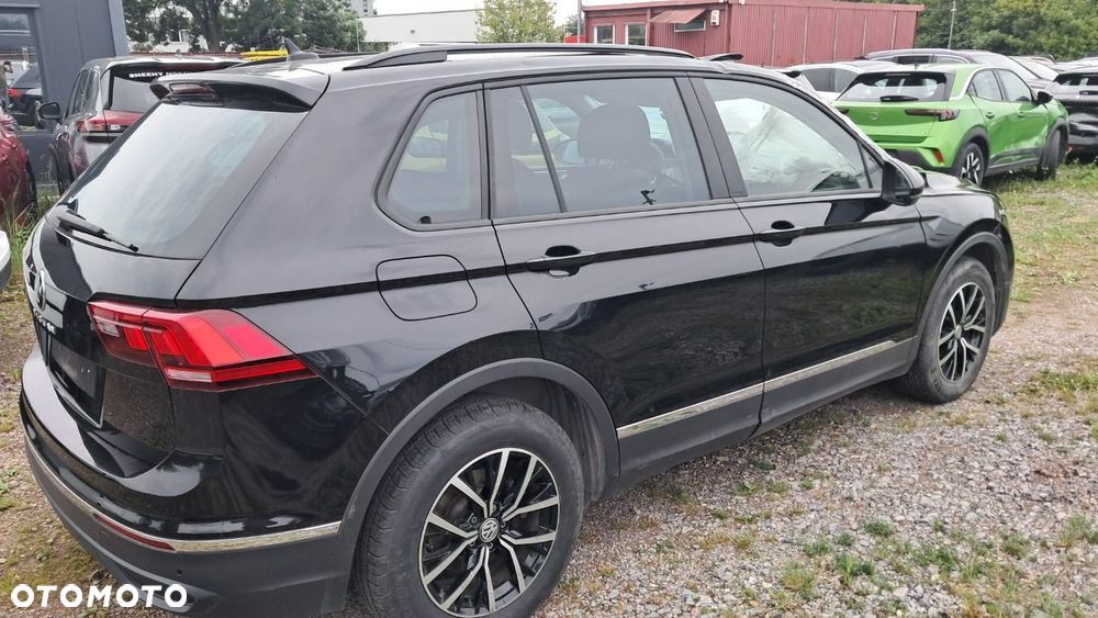 Volkswagen Tiguan - 2