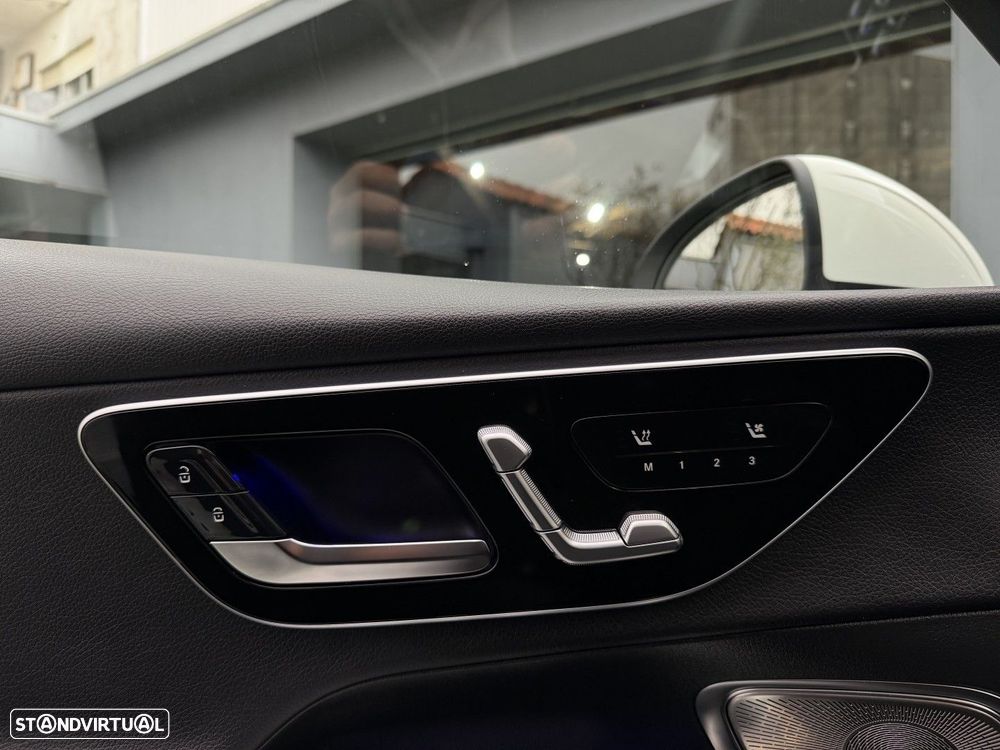 Mercedes-Benz GLC 300 e 4Matic - 26