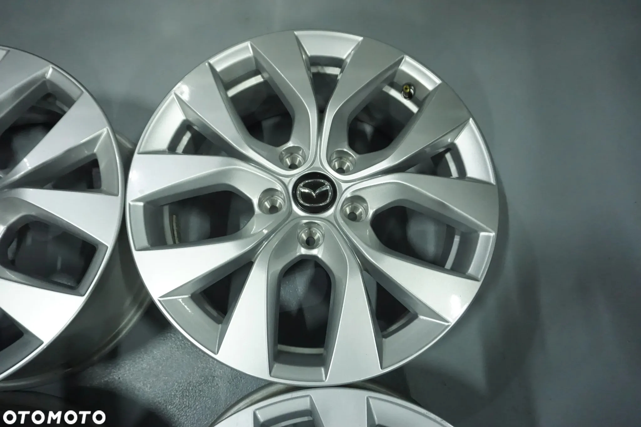 FELGI ALUMINIOWE 17 MAZDA 3 5 6 MX5 CX3 CX5 CX30 CX60 MPV - 4