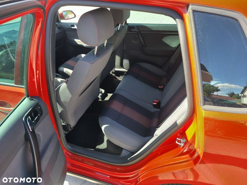 Volkswagen Polo - 7