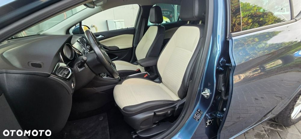 Opel Astra 1.4 T Dynamic S&S - 31