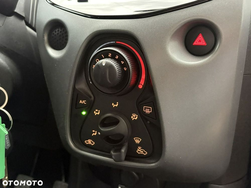 Toyota Aygo - 17