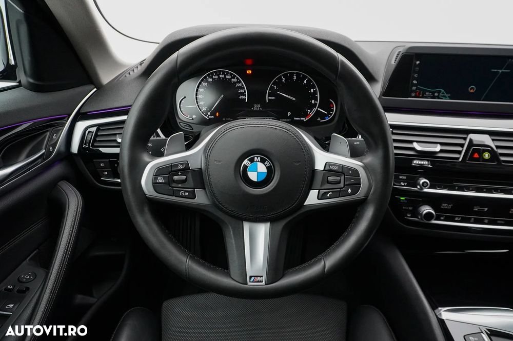 BMW Seria 5 520i Aut. Sport Line - 15