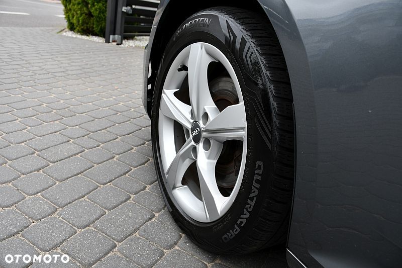 Audi A4 Avant 35 TFSI Sport S tronic - 33